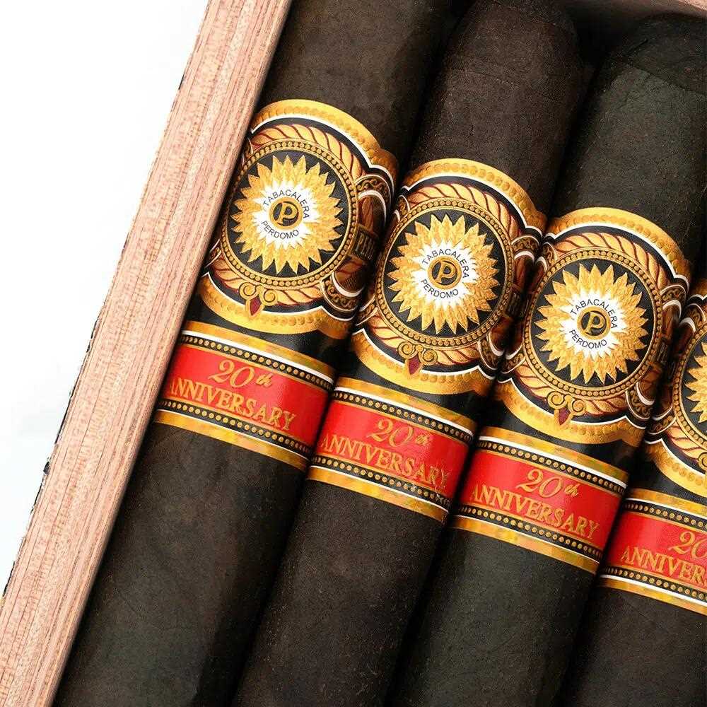 20周年马杜罗丘吉尔